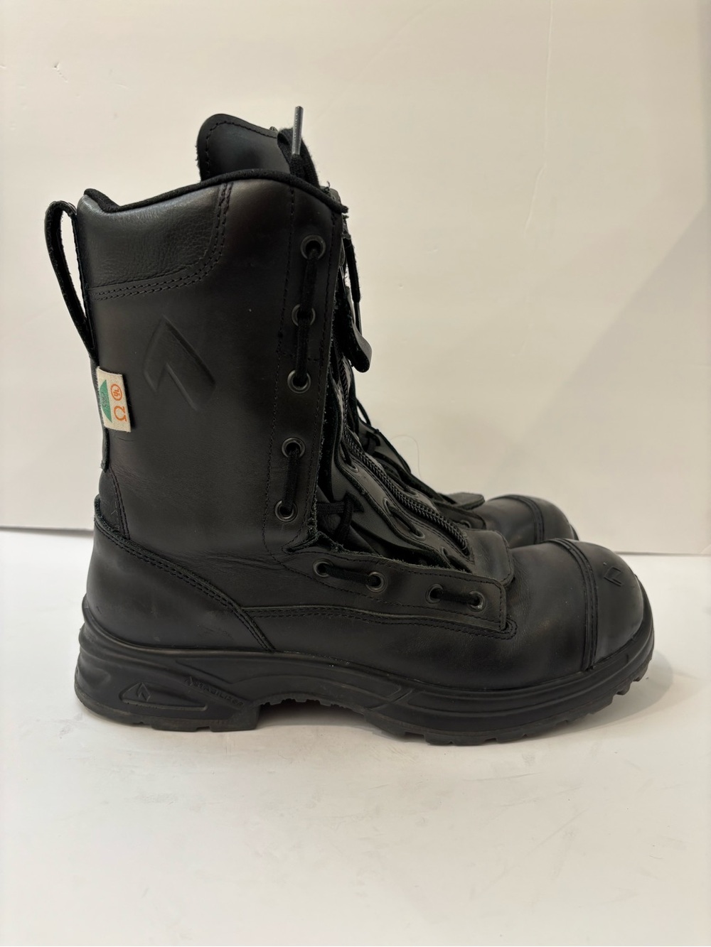 Haix AirPower XR1 Pro
US Men’s 9.5 Wide
NFPA 1977 Compliant - Picture 5 of 11